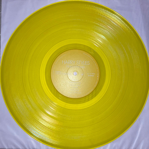 Harry Styles - Harry’s House(Limited Yellow Vinyl)( booklet+postcard)