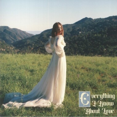 LAUFEY - Everything I Know About Love + booklet