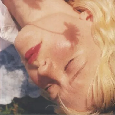 Maisie PETERS - Florescence (Daisy Edition)